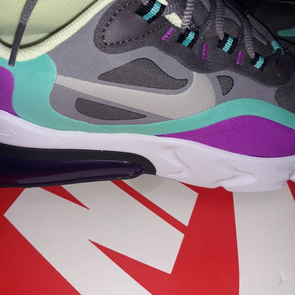 Nike Air Max 27 React - Picture 7 of 9